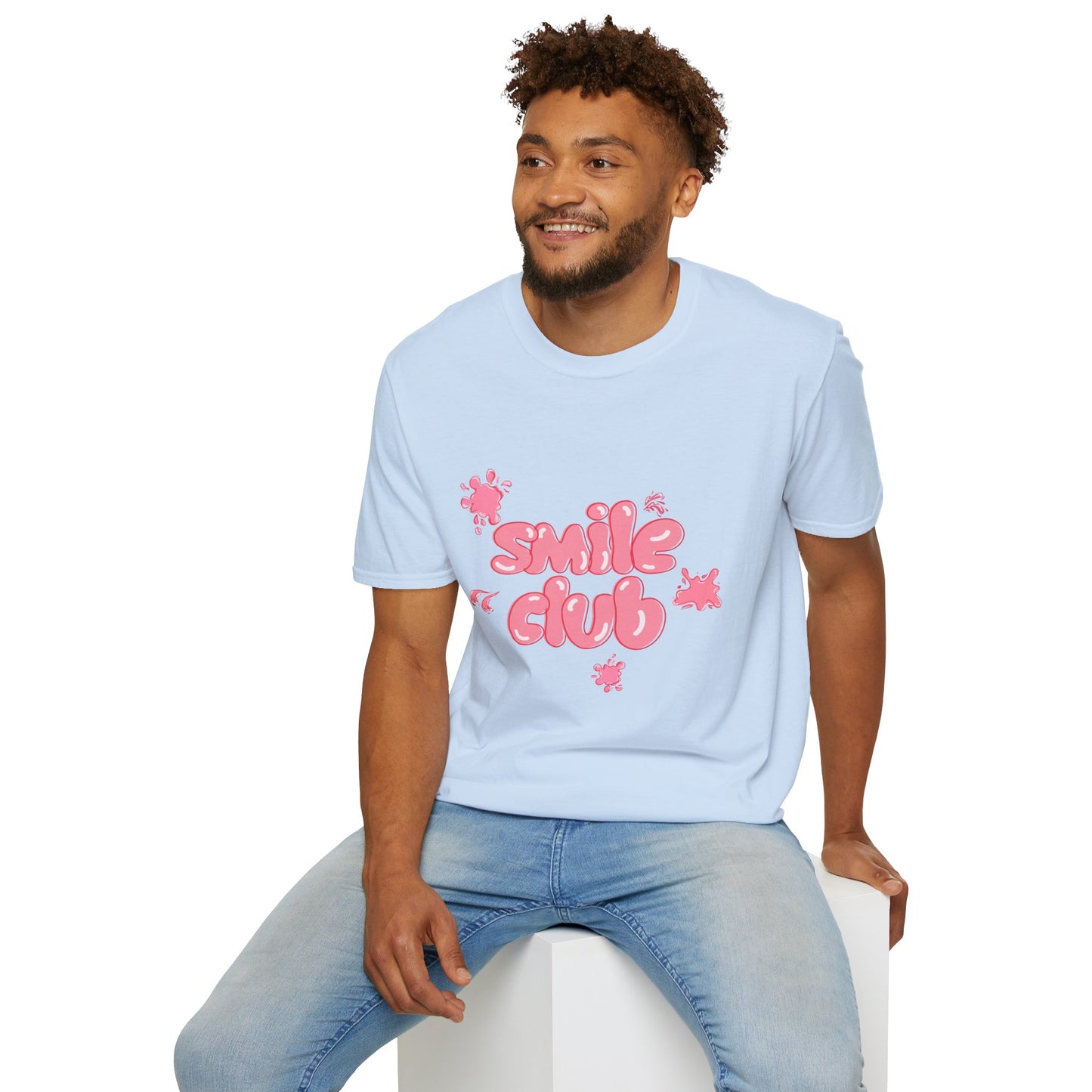 Smile club - Unisex Softstyle T-Shirt