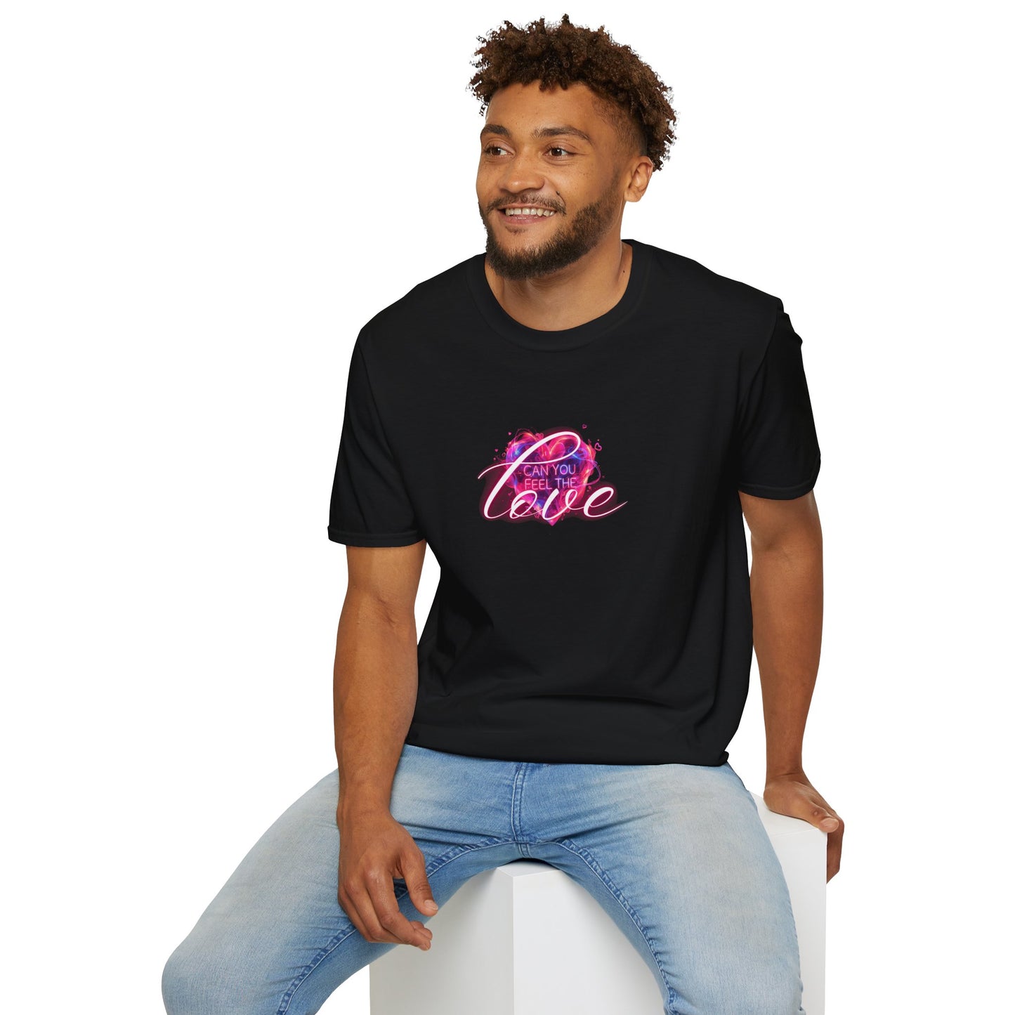 Can you feel the Love - Unisex Softstyle T-Shirt