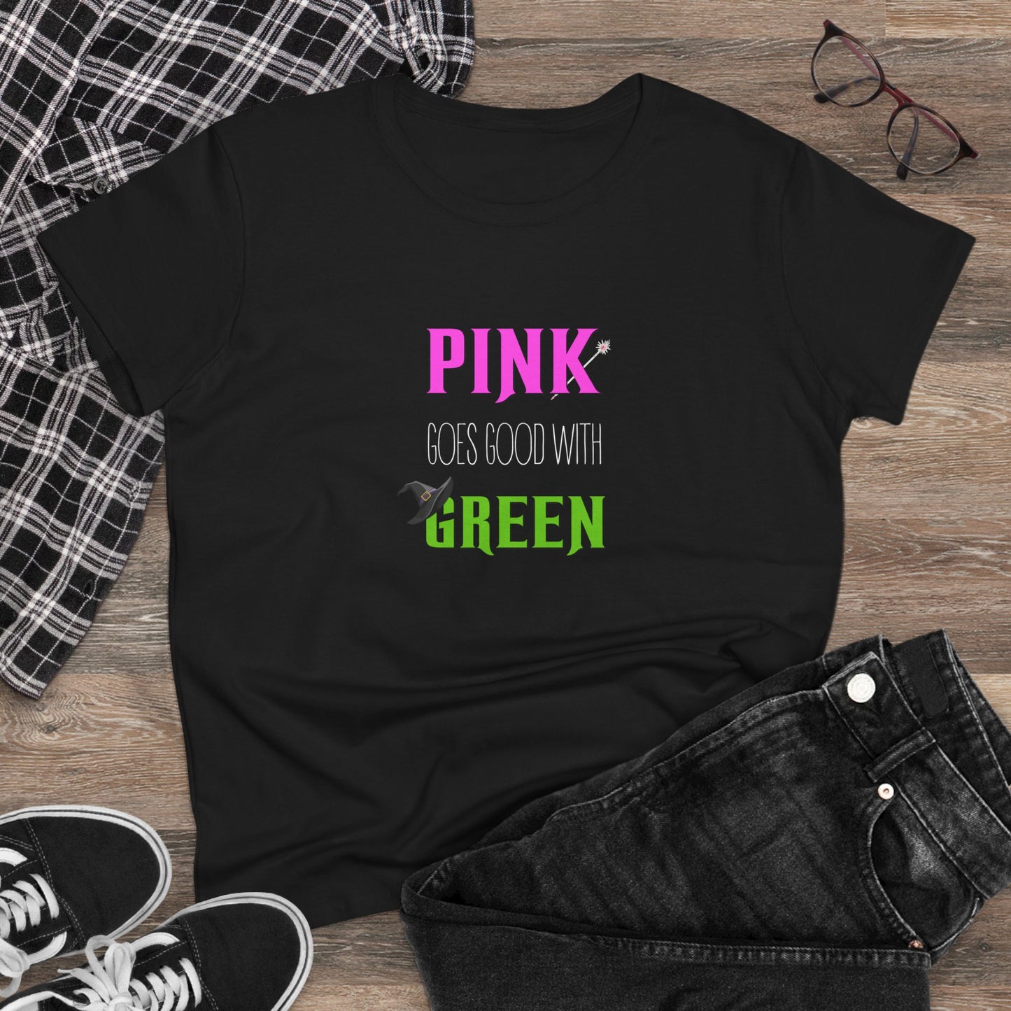 Pink goes good with green - Wicked - Women's Midweight Cotton Tee