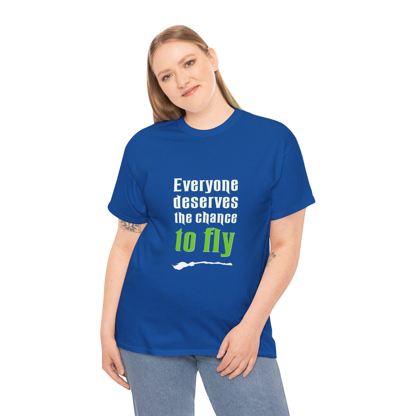 Everyone deserves a chance to fly (Wicked) - Unisex Heavy Cotton Tee