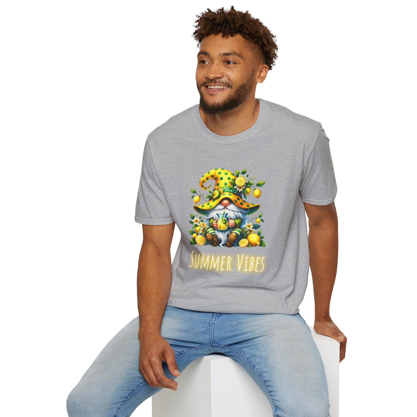 Summer Vibes Lemonade Gnome - Unisex Softstyle T-Shirt